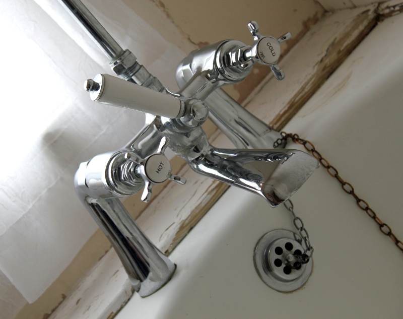 Shower Installation Cheshunt, Waltham Cross, EN8